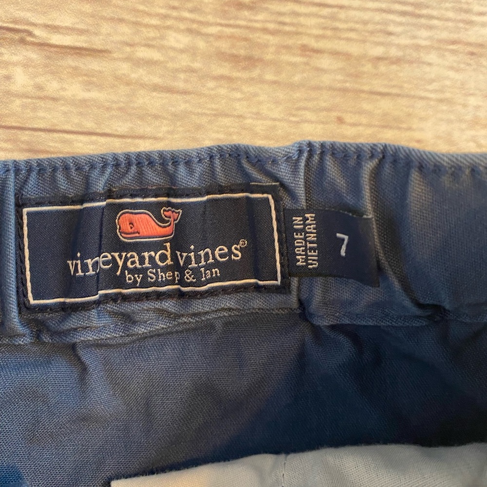 📌Vineyard Vines • Shorts - Picture 4 of 5